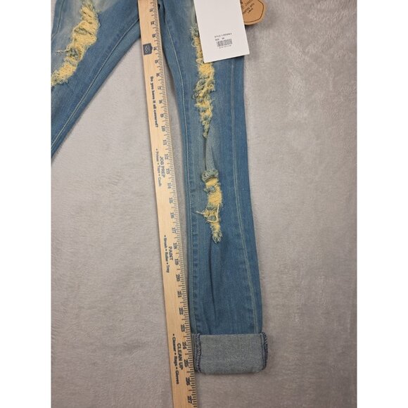 NWT VIP "Destructed Collection" Sculpting Stretch Distressed Jeans Size 00 - Picture 11 of 12